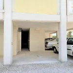 In A Prime Seafront Location Apartmán *