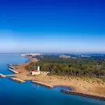 In A Prime Seafront Location * Bibione