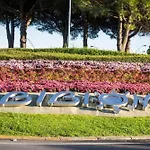Apartmán In A Prime Seafront Location