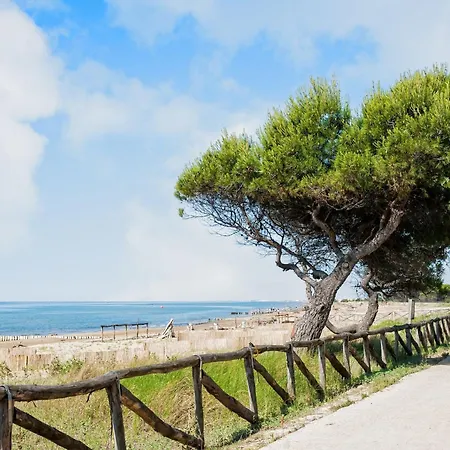 Daire In A Prime Seafront Location Bibione