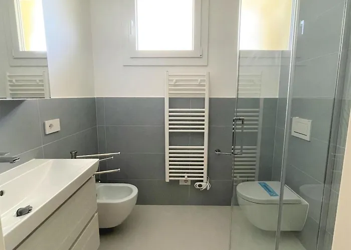 In A Prime Seafront Location Apartman